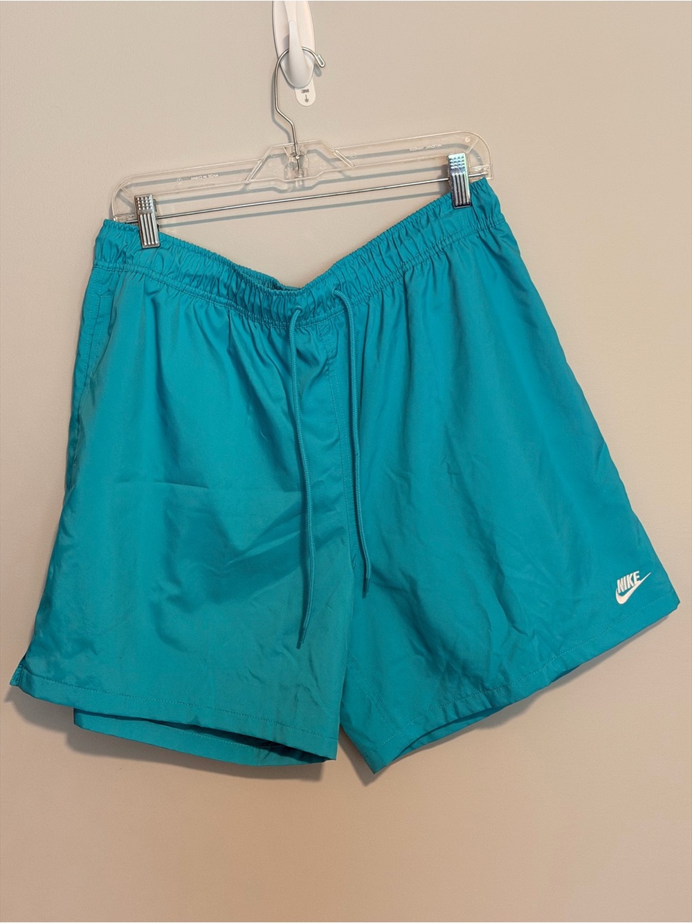 NTW Men's Nike Teal Athletic Shorts, large, lined, elastic waist, pockets